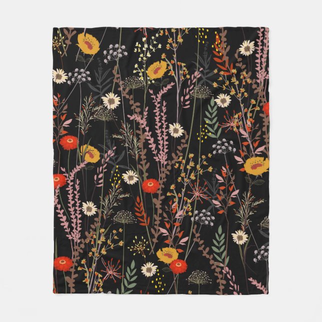Beautiful blooming meadow flowers pattern fleece blanket (Front)