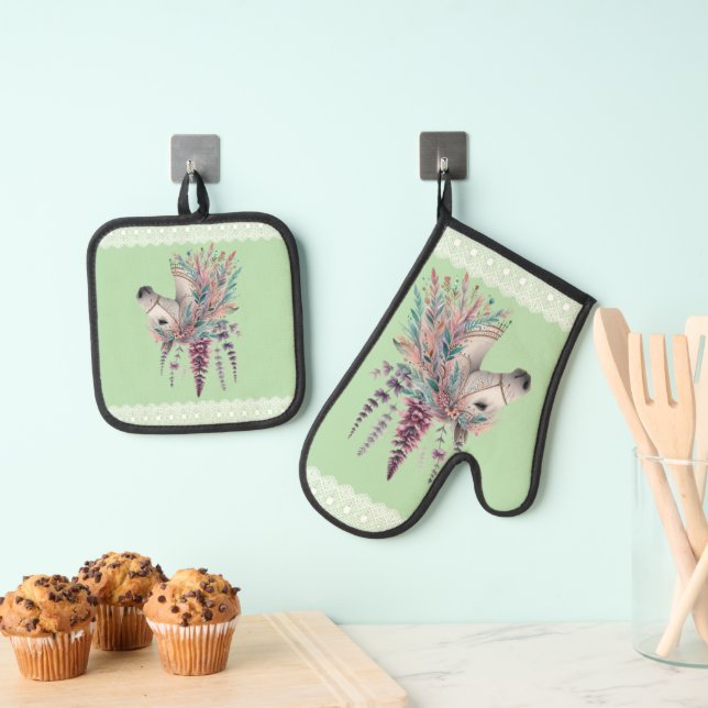 Beautiful Boho Horse Oven Mitt & Pot Holder Set (Insitu(Hanging))