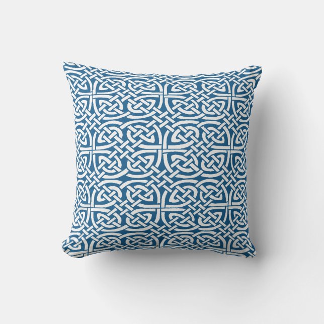 Beautiful Celtic Knot Design Throw Pillow (Front)