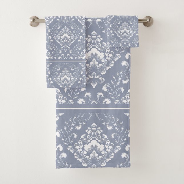 Beautiful dblue gray and white floral pattern bath (En situation)