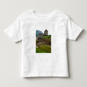 Beautiful Eileen Donan Castle in Western Dornie 2 Toddler T-shirt