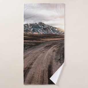 Beautiful Landmanalaugar gravel dust road way on h Bath Towel