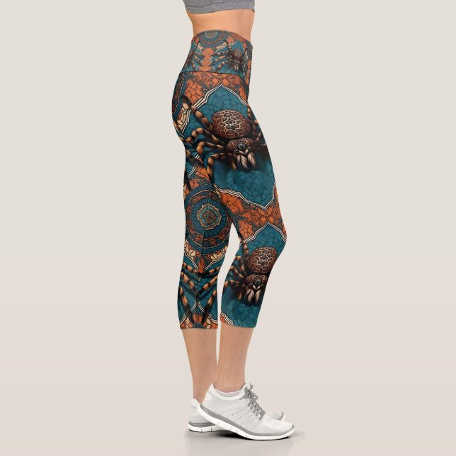 Beautiful Leopard Spot Tarantula Capri Leggings (Right)