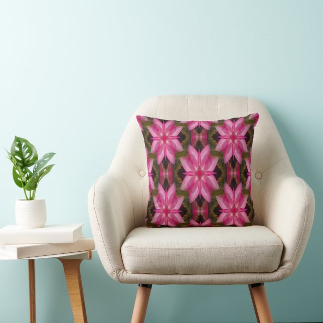 Beautiful lilies..... throw pillow (Chair)