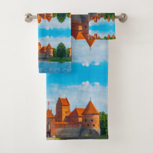 Beautiful Medieval Castle on Blue Lake          Bath Towel Set