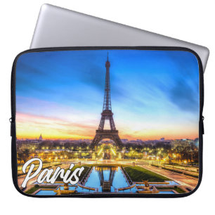 Beautiful Paris, France Eiffel Tower Laptop Sleeve
