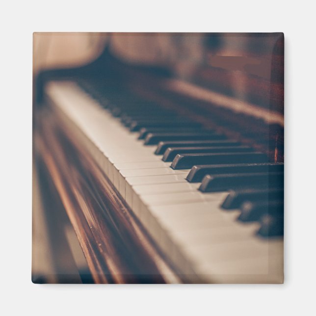 Beautiful Piano Design Magnet (Front)