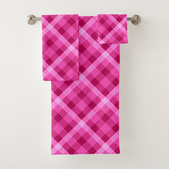 Beautiful Pink Magenta Plaid Bath Towel Set (Insitu)