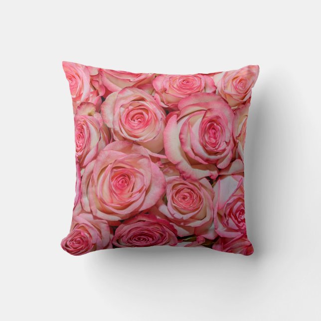 Beautiful pink roses throw pillow (Front)