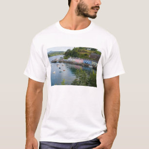 Beautiful port and sailboats with reflections in 2 T-Shirt