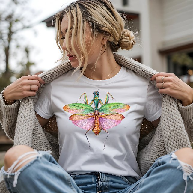 Beautiful Praying Mantis T-Shirt (Creator Uploaded)