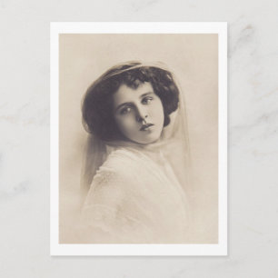 Beautiful Romantic Woman Vintage Postcard