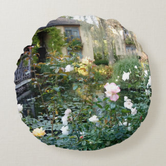 Beautiful Rose Garden and Pond Round Pillow
