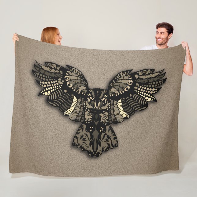 Beautiful Rustic Owl Fleece Blanket (In Situ)