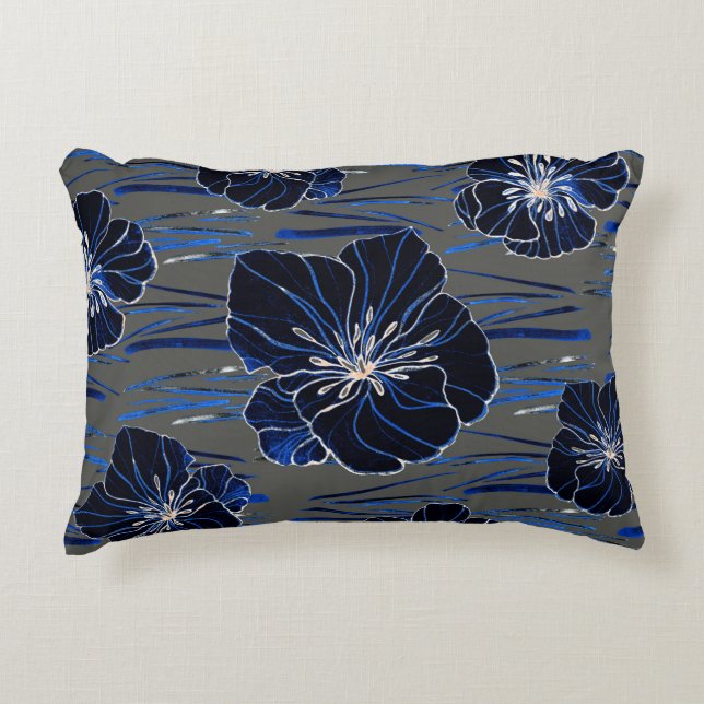 Beautiful seamless pattern with watercolor stylize accent pillow (Front)
