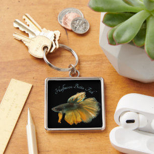 Beautiful Siamese Fighting Fish Betta Halfmoon     Keychain