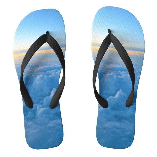 beautiful sky with clouds flip flops (Footbed)