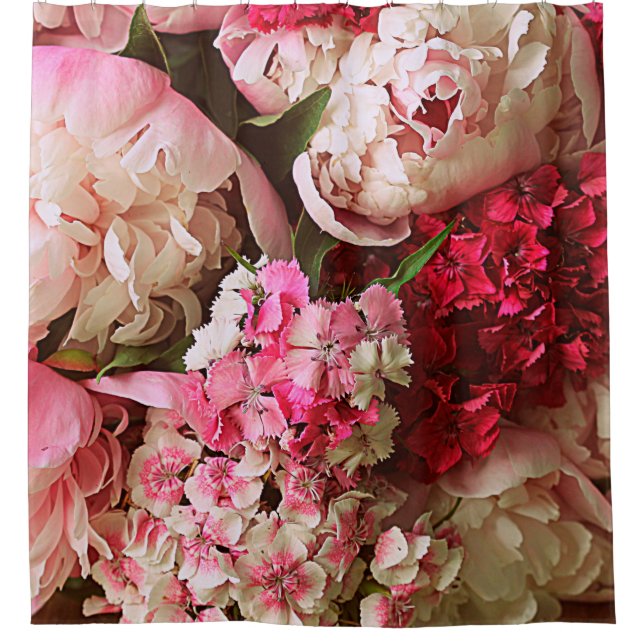 Beautiful summer flowers. Bouquet of pink peony an (Front)