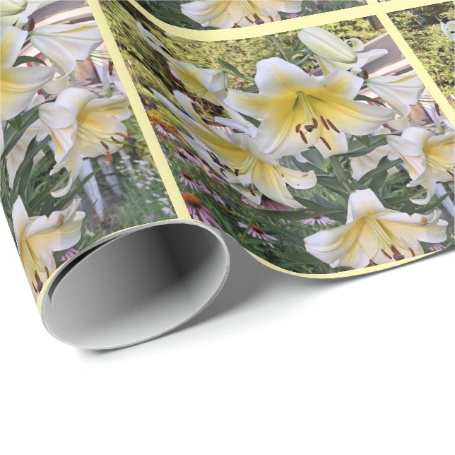 Beautiful Summer Lily Wrapping Paper (Roll Corner)