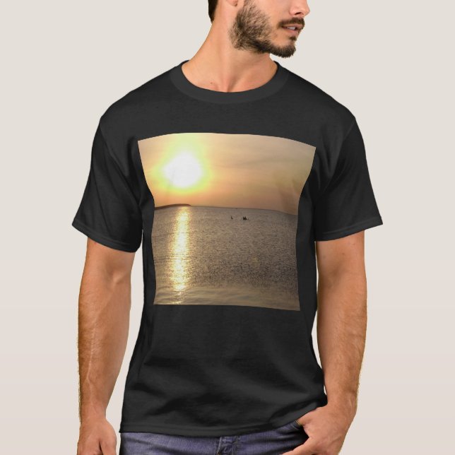 beautiful sunset T-Shirt (Front)