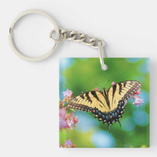 Beautiful Swallowtail butterfly on pretty flowers Keychain