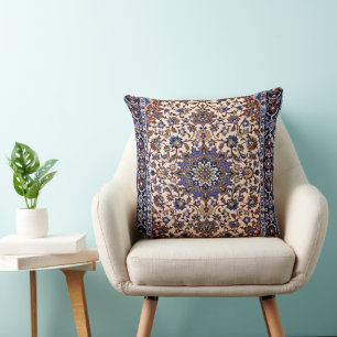 Beautiful Turkish traditional carpet    Round Pill Throw Pillow