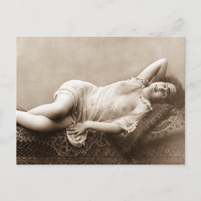 Beautiful ! Vintage French Risque Postcard (Front)
