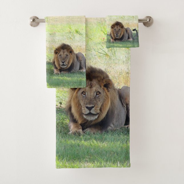 Beautiful Wild Lions on the Jungle Bath Towel Set (Insitu)