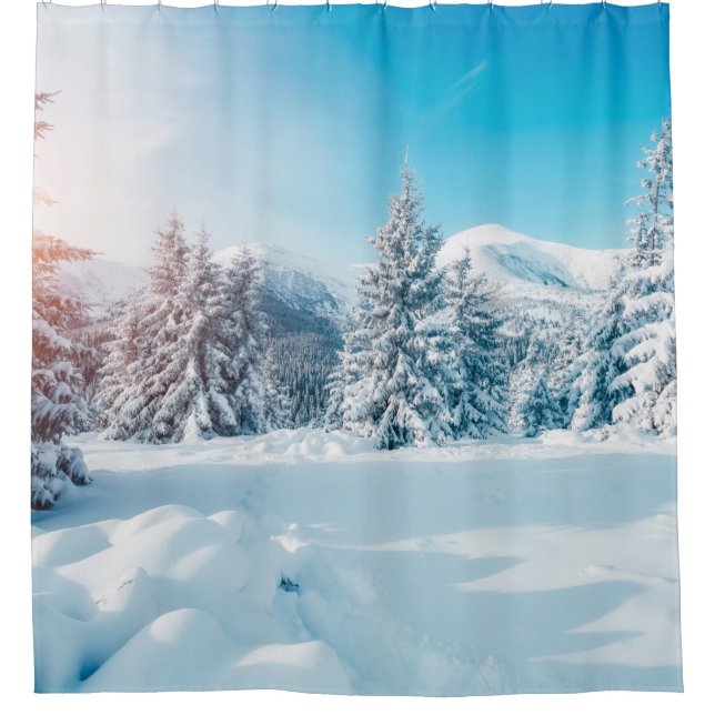 Beautiful winter nature landscape, amazing mountai (Front)