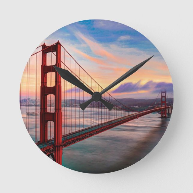 Beautiful winter sunset at Golden Gate Bridge Round Clock (Front)