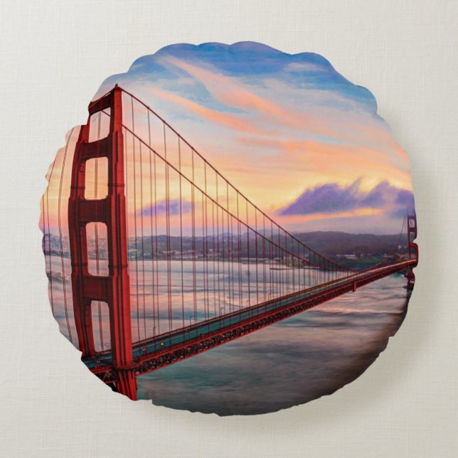 Beautiful winter sunset at Golden Gate Bridge Round Pillow (Front)