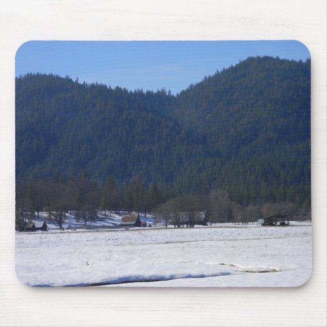 Beautiful wintry day.. mouse pad (Front)