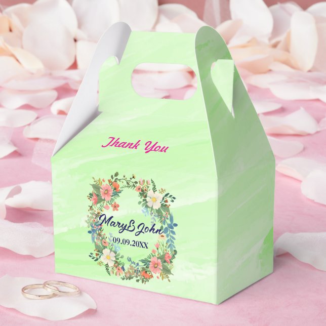 Beautiful wreath pink romantic wedding favor box (Wedding)
