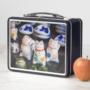 Beckoning cat figurines metal lunch box