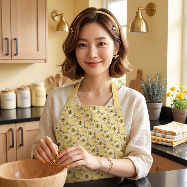 Bee Apron (Creator Uploaded)