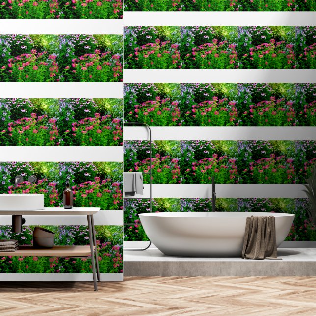 Bee Balm Wallpaper (Bathroom)