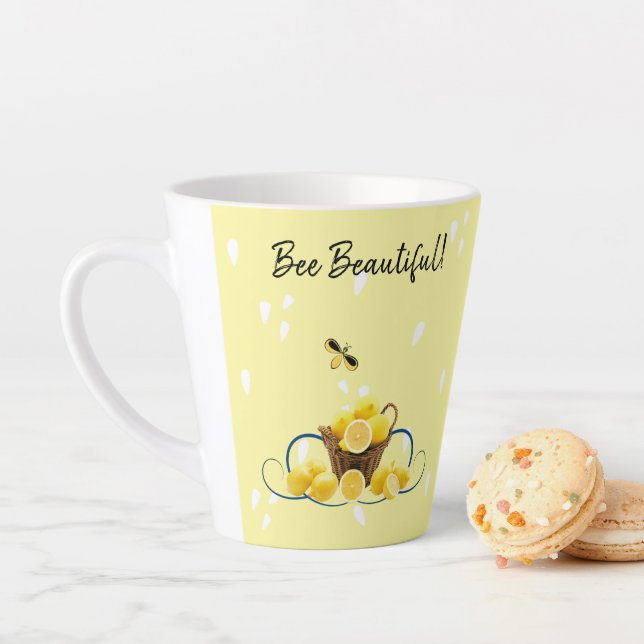 Bee Beautiful Latte Mug (En situation)