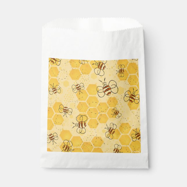 Bee Buzzing Honey Bees Cute  Favour Bag (Front)