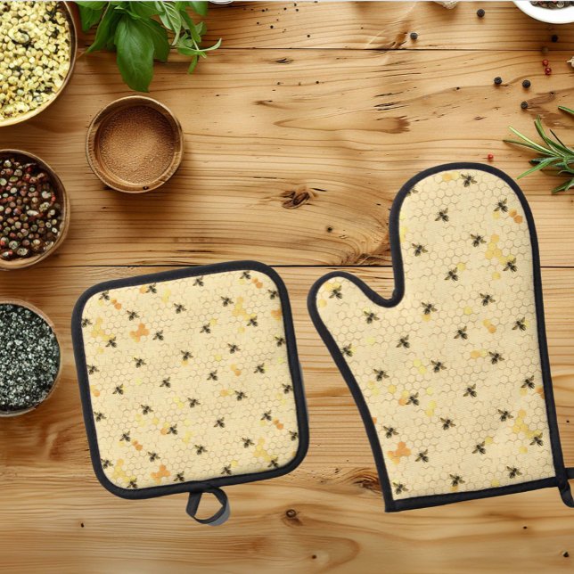 Bee Honeycomb Yellow Oven Mitt & Pot Holder Set (Creator Uploaded)