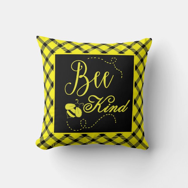 Bee kind throw pillow (Front)