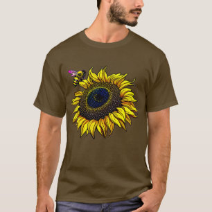 bee on a sunflower 22 T-Shirt