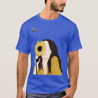 Bee on a sunflower Tshirts