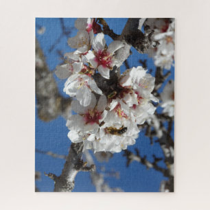 Bee on Almond Blossom 520 Count Puzzle dur