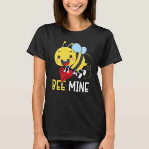 Bee Valentines Day Hearts Day Cupid Love Relation T-Shirt
