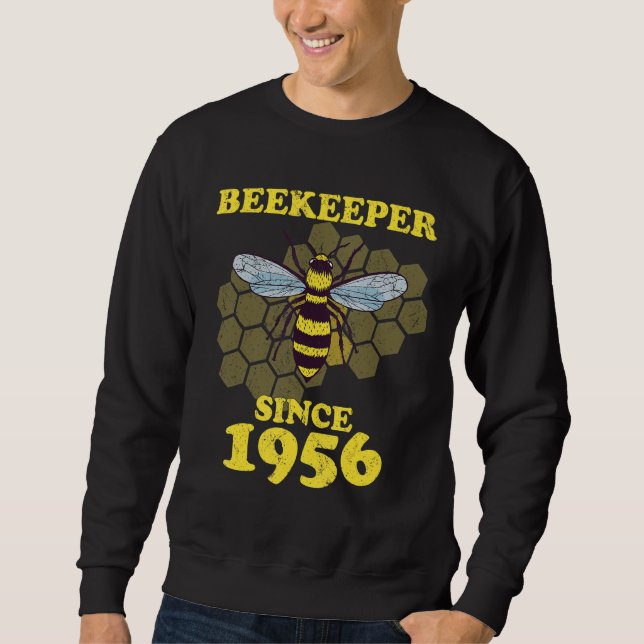 Beekeeper Bee  Honey Bees Bee Smoker Beekeeping 16 Sweatshirt (Front)