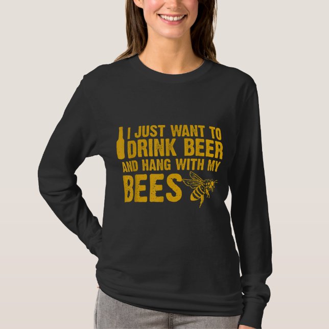 Beekeeper Beekeeping Drink Beer T-Shirt (Front)