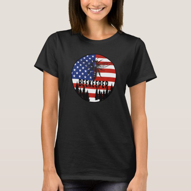 Beekeeper US Flag Apiarist Beekeeping Premium T-Shirt (Front)