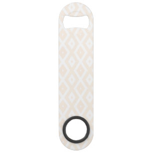 Beige and white diamond pattern bar key