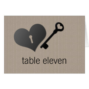 Beige Heart Lock and Key Table Card