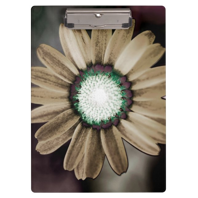 Beige Rustic Daisy Clipboard (Front)